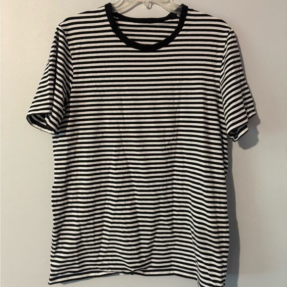 Lululemon 5 Year Basic Black and White Striped Men's Shirt size large - Picture 2 of 5